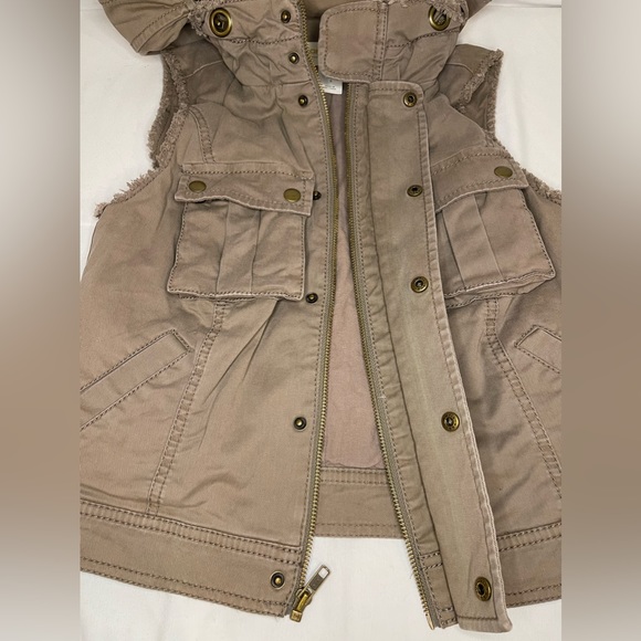 London Jeans Brand Vest - Picture 2 of 7